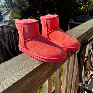 UGG CLASSIC MINI II Sheepskin Ankle Boots 1016222 PUNCH PINK